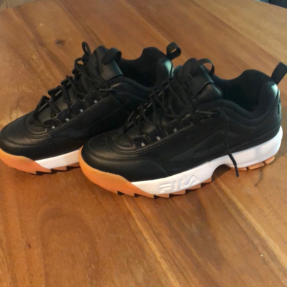FILA shoes Men. Gently used